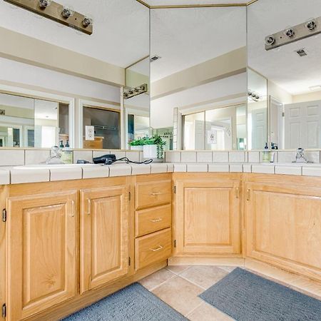 Penthouse At The Village St. George Bagian luar foto