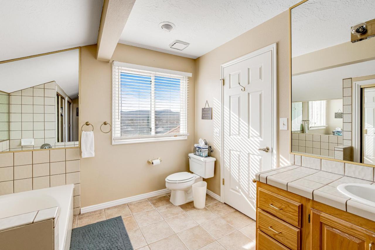 Penthouse At The Village St. George Bagian luar foto